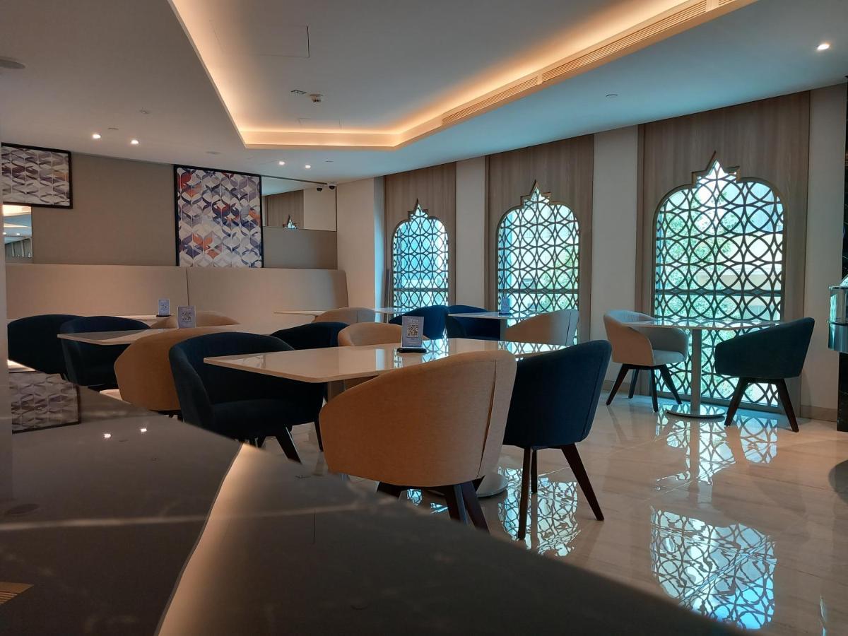 C - Hotel And Suites โดฮา ภายนอก รูปภาพ