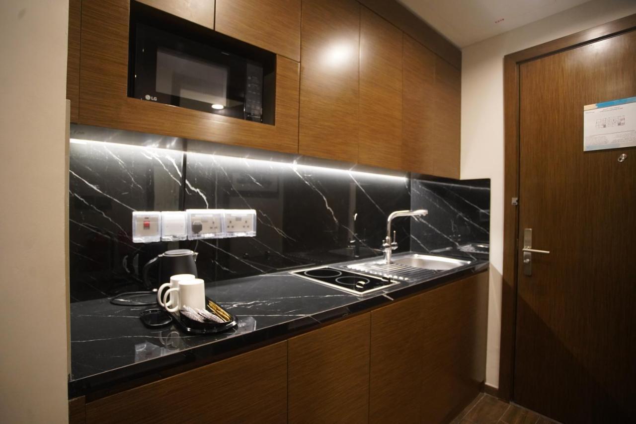 C - Hotel And Suites โดฮา ภายนอก รูปภาพ